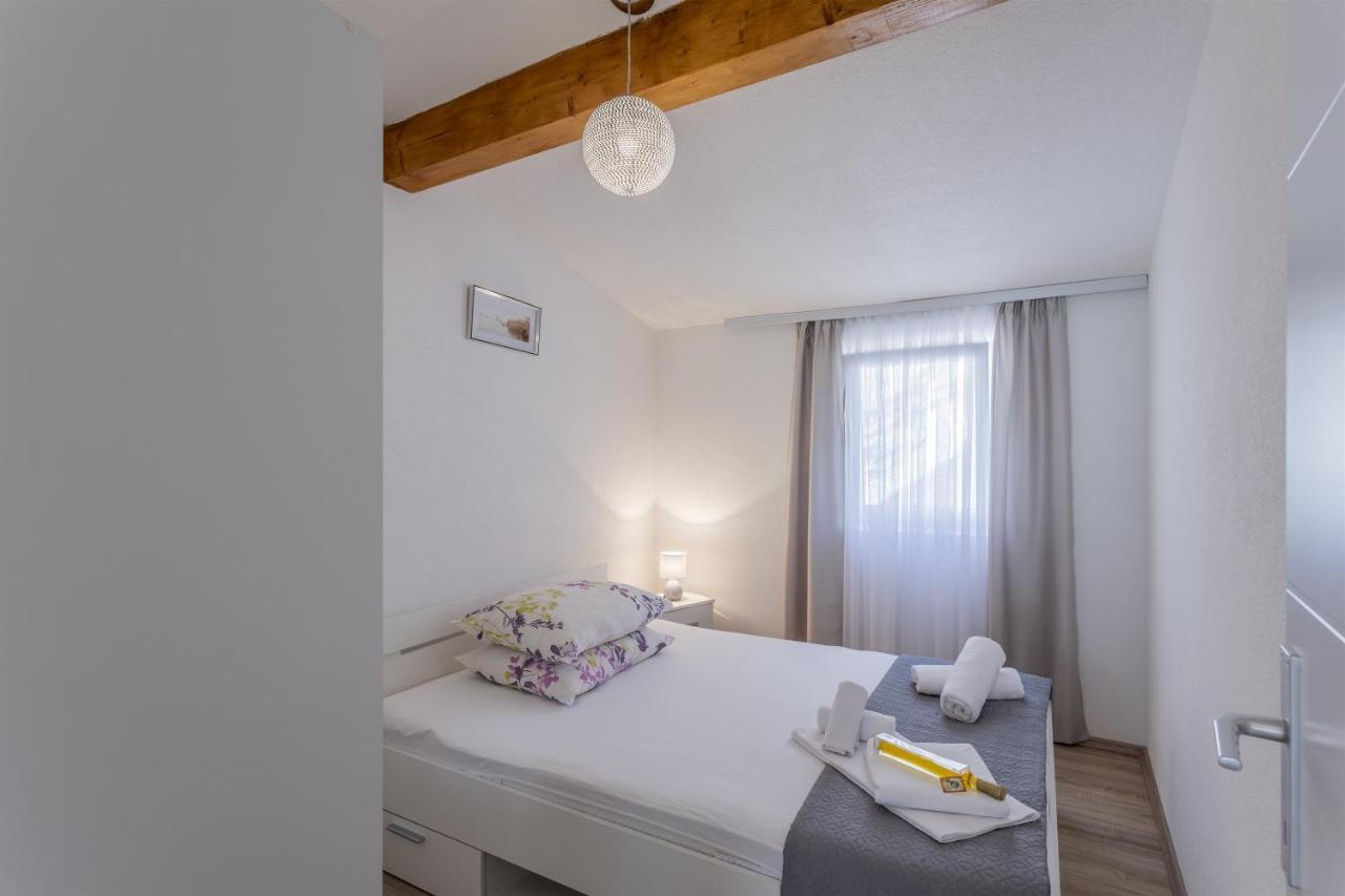 Holiday Home Dijamant Kucice Exterior foto