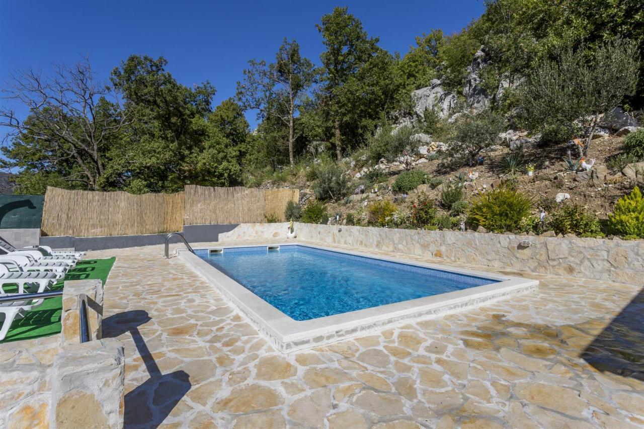 Holiday Home Dijamant Kucice Exterior foto