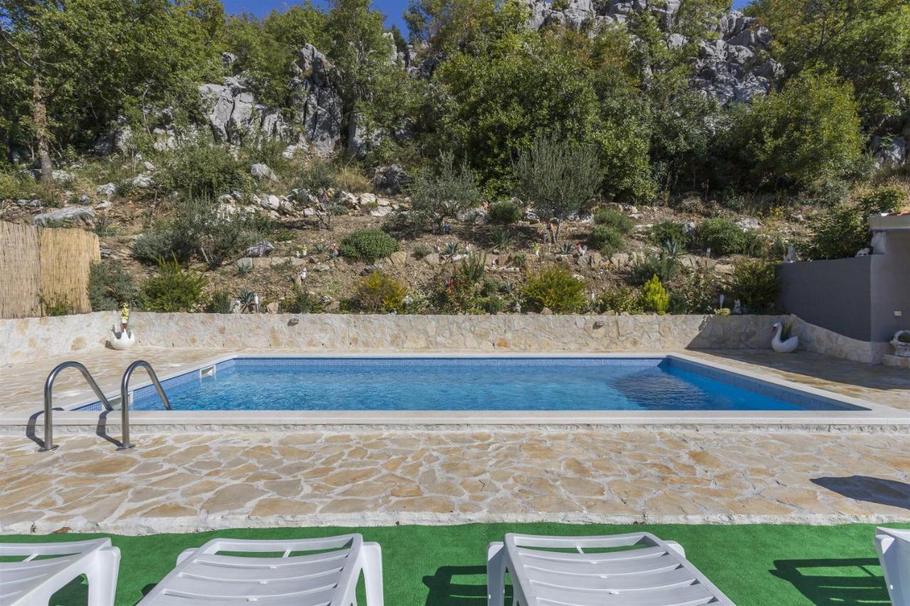 Holiday Home Dijamant Kucice Exterior foto
