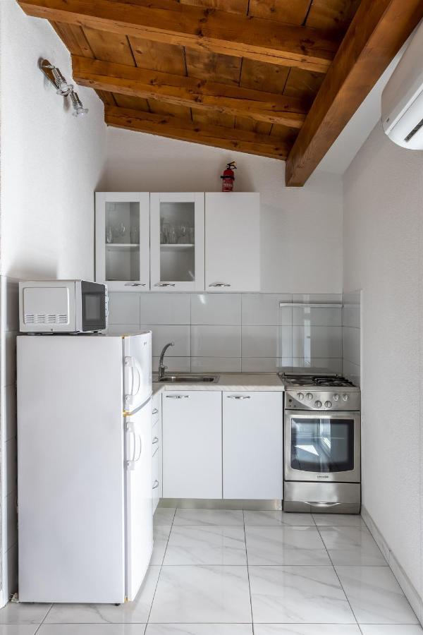 Holiday Home Dijamant Kucice Exterior foto