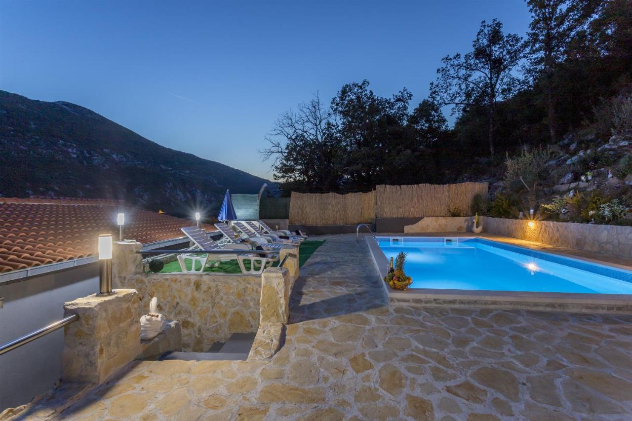 Holiday Home Dijamant Kucice Exterior foto