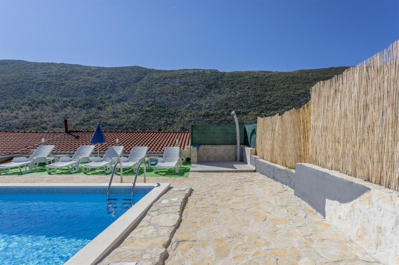 Holiday Home Dijamant Kucice Exterior foto