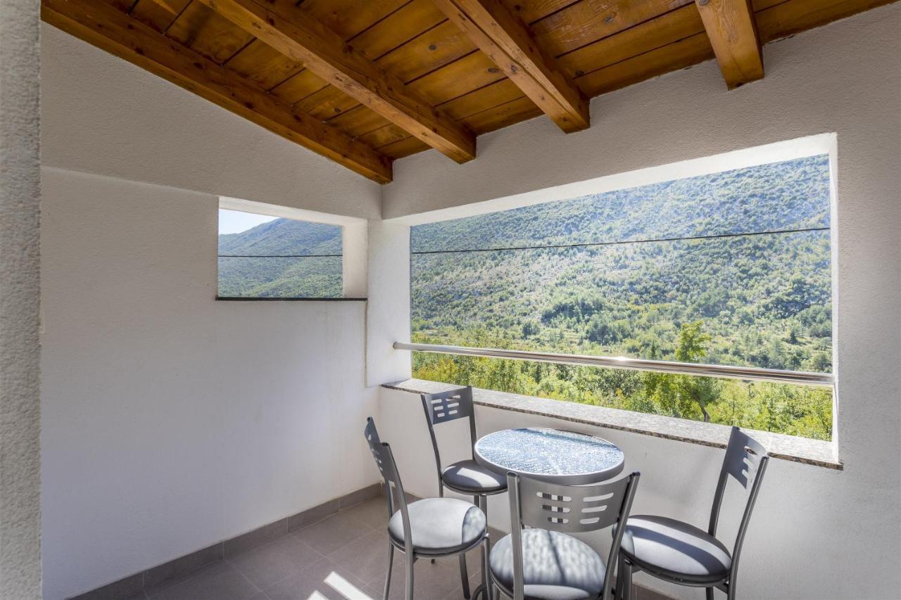 Holiday Home Dijamant Kucice Exterior foto