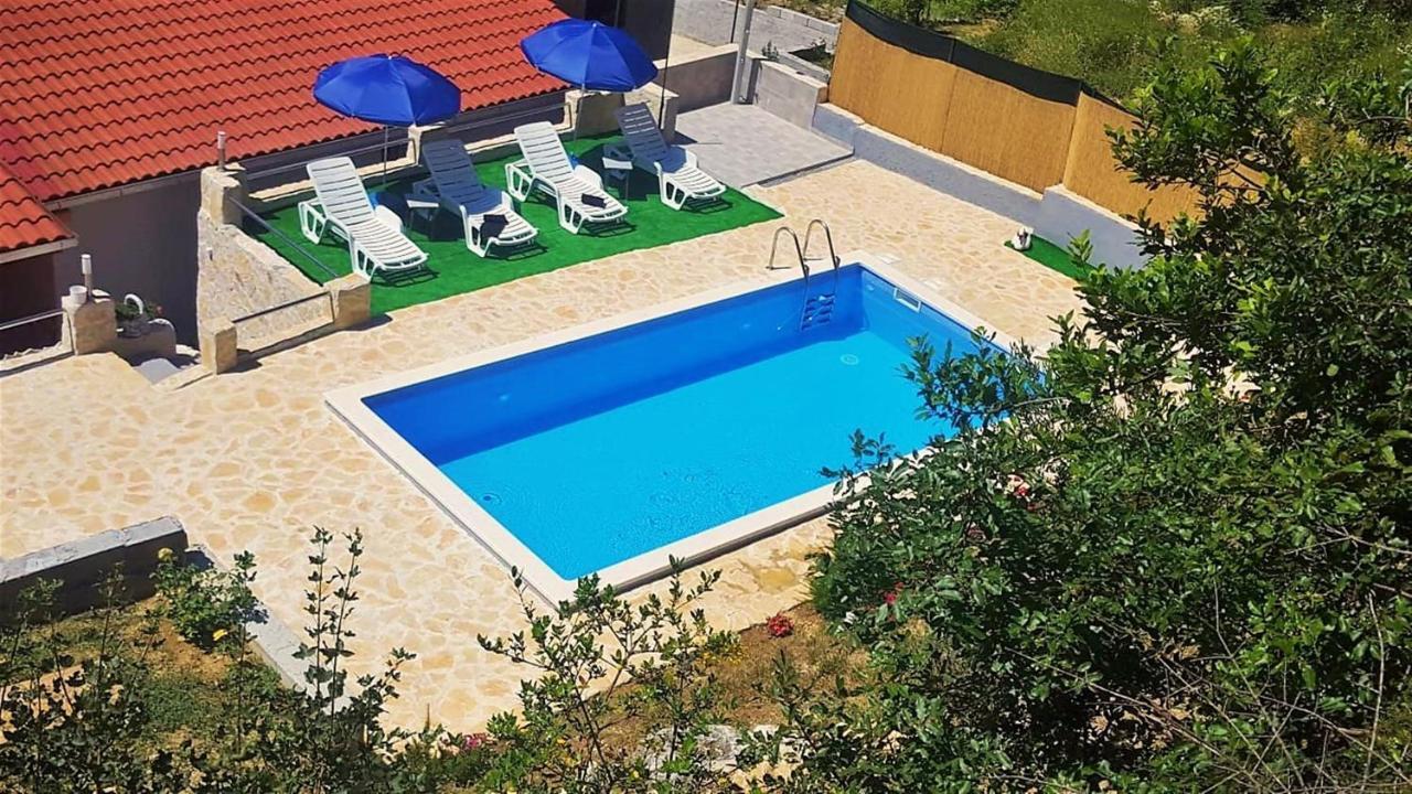 Holiday Home Dijamant Kucice Exterior foto
